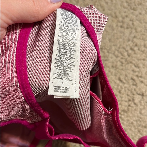 Nike Magenta & Light Pink Seamless Sports Bra - Picture 4 of 4